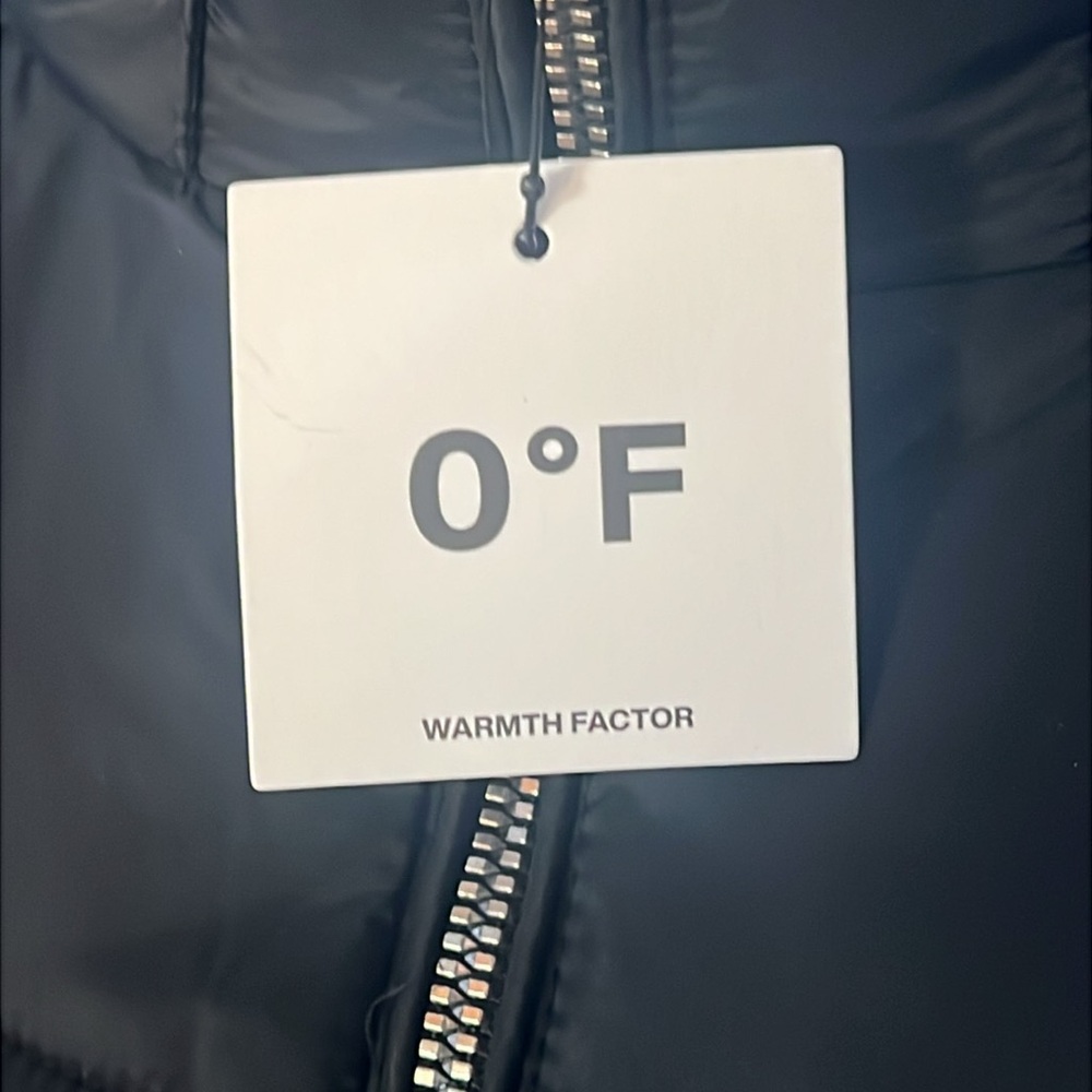 DKNY puffer coat - Picture 4 of 12